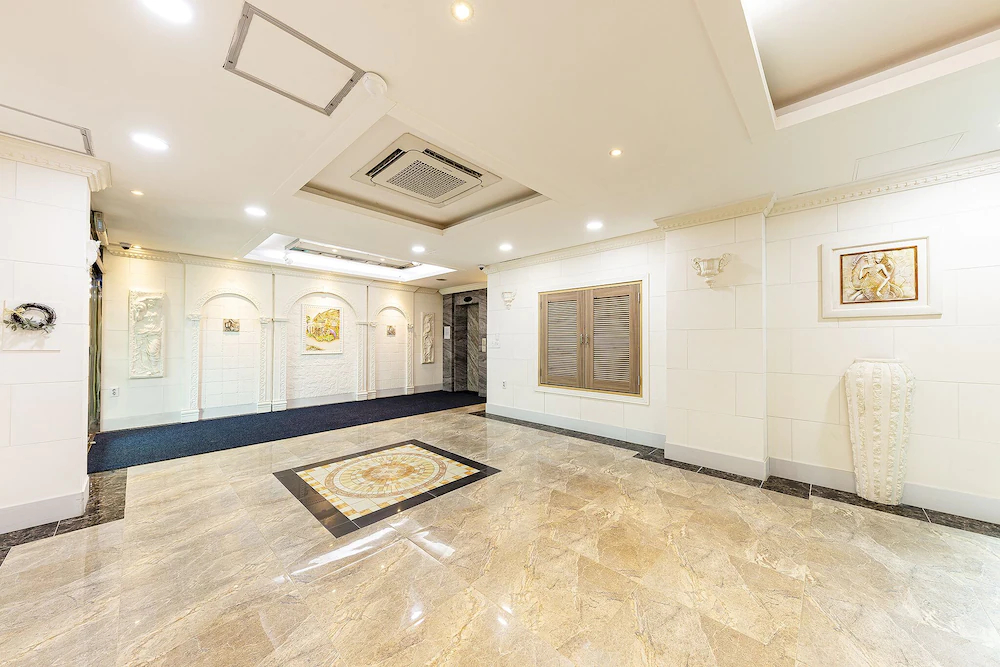 Bongaya Hotel