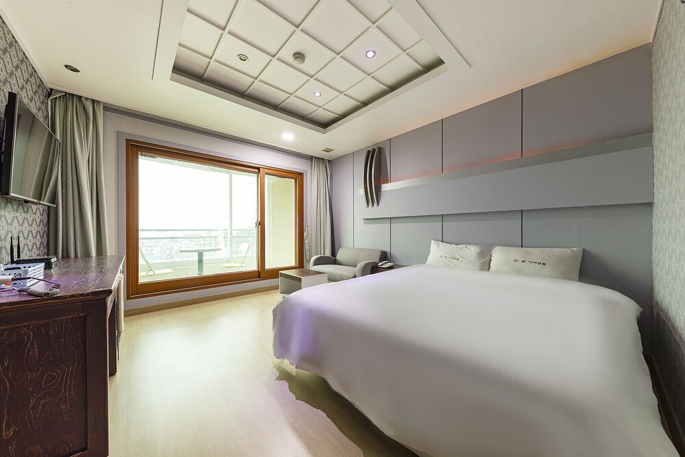 Bongaya Hotel