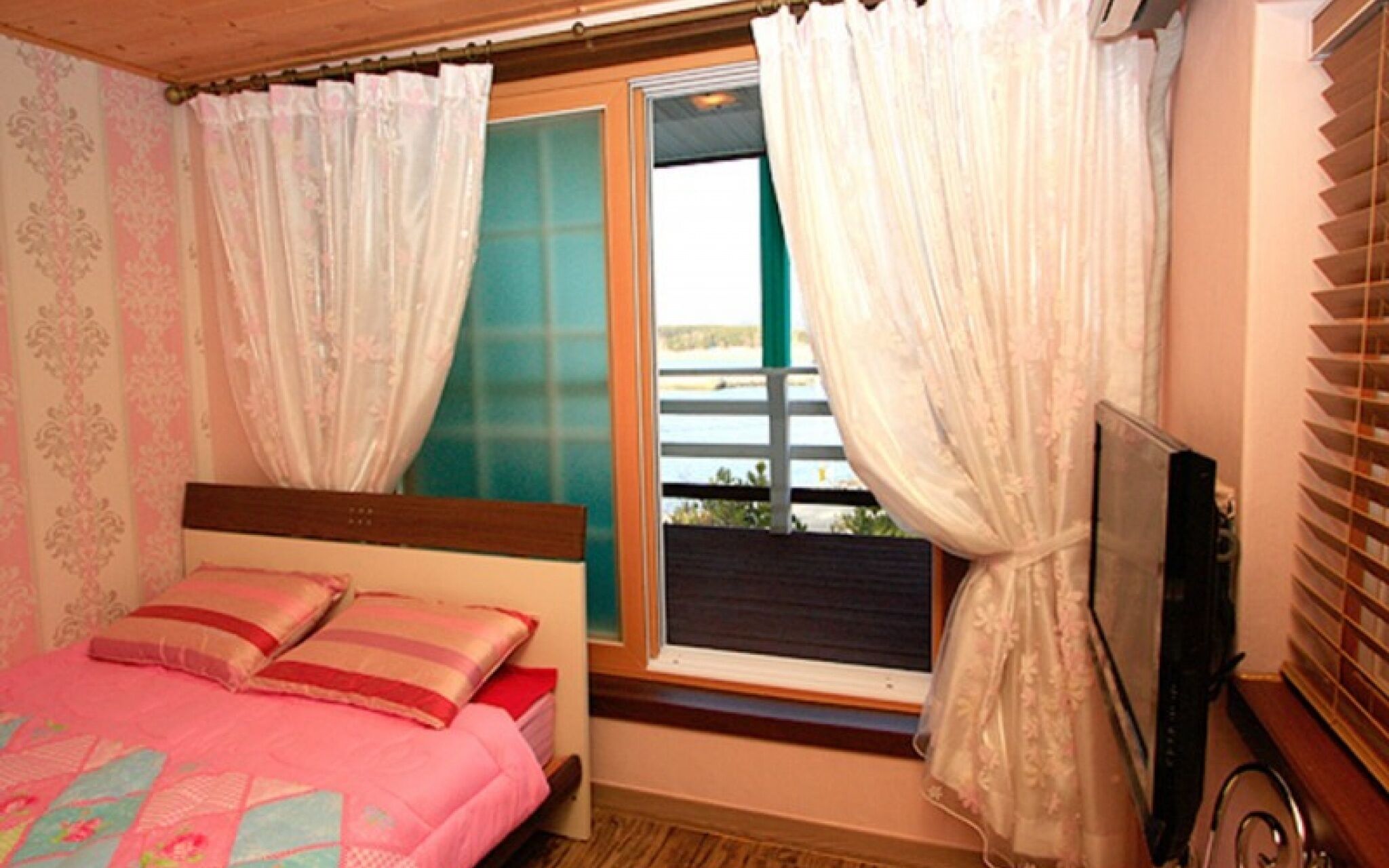 Boryeong Blue Heights Pension