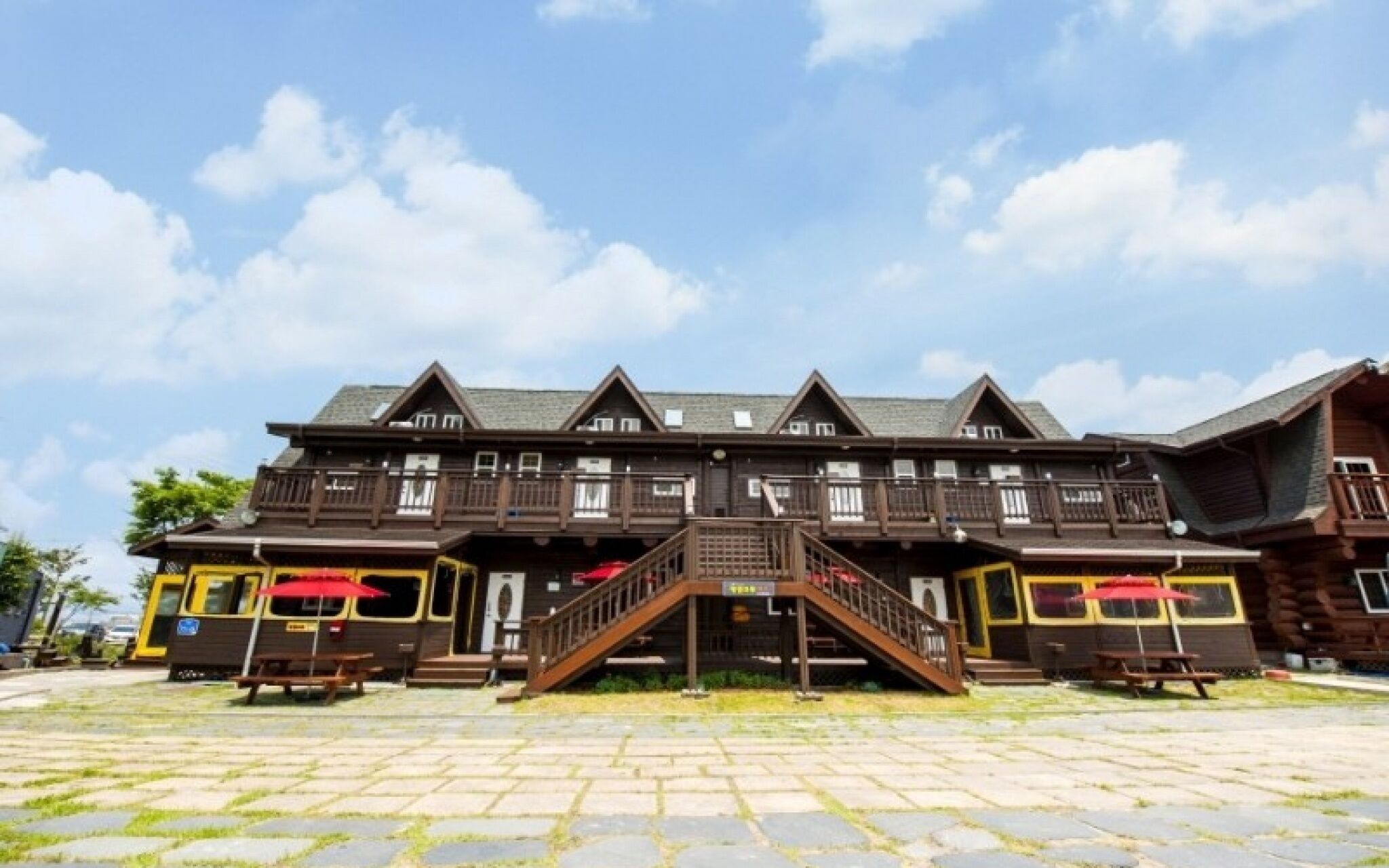 Boryeong Bulbitmaroo Pension