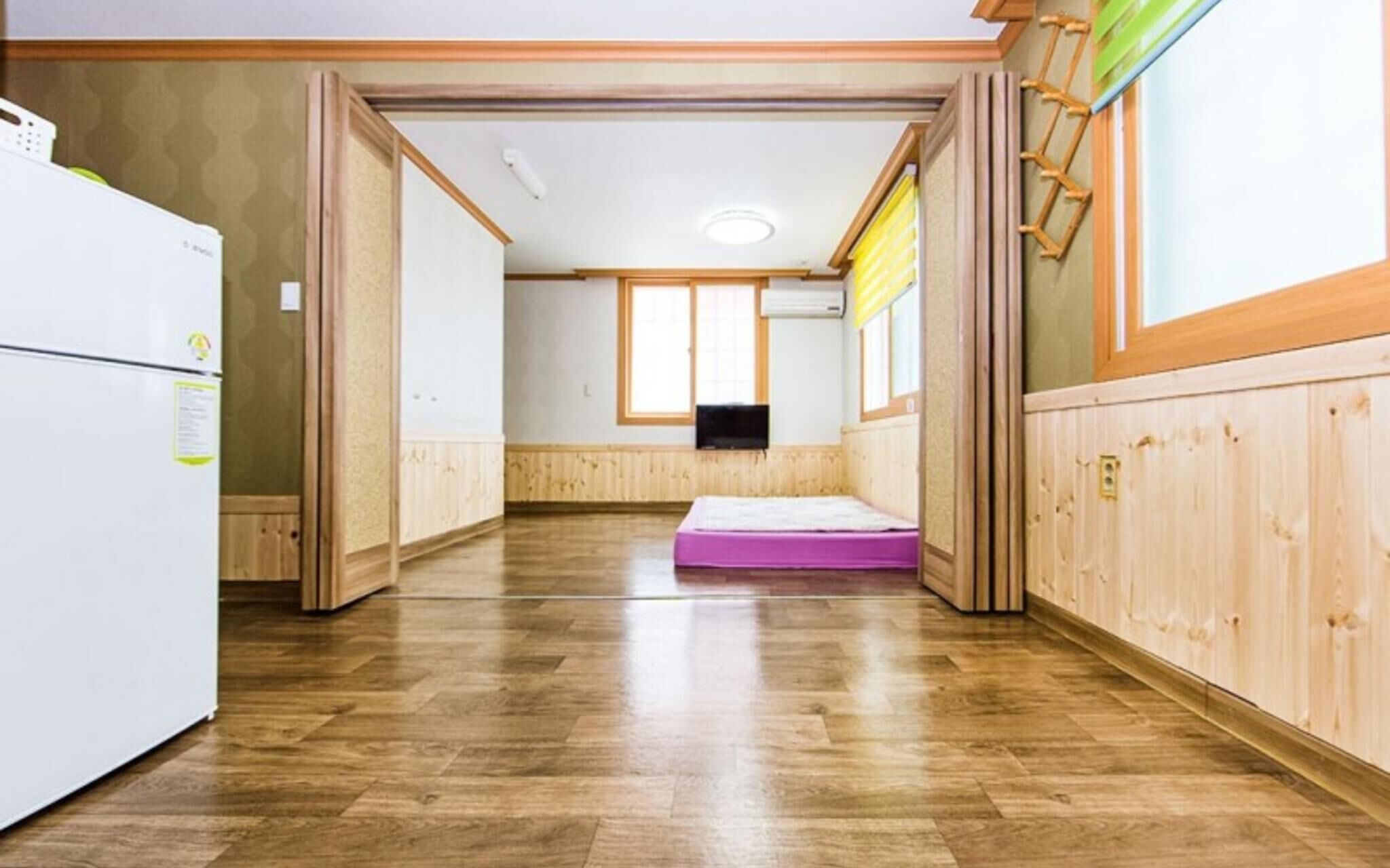 Boryeong Haebaragi Pension