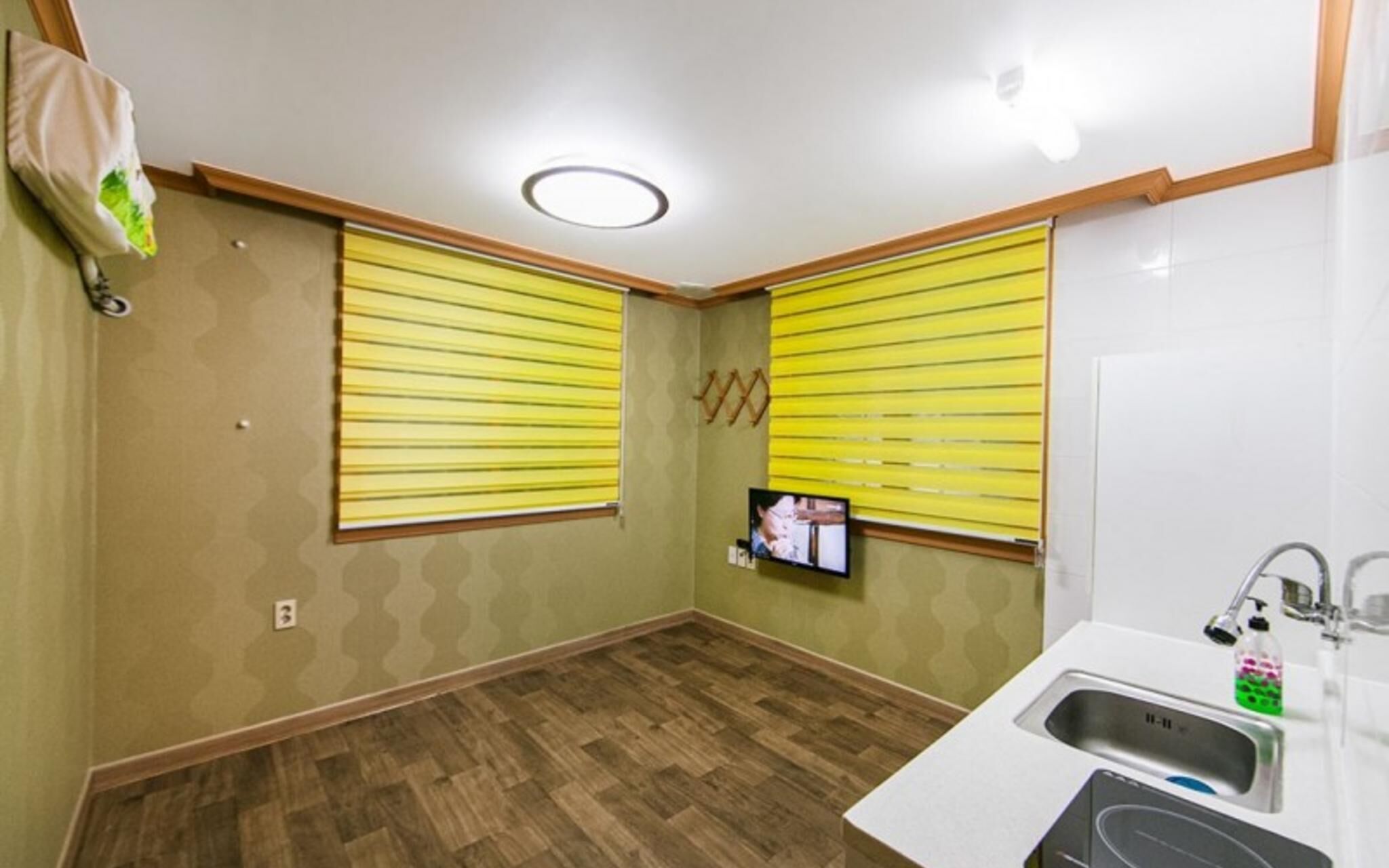 Boryeong Haebaragi Pension