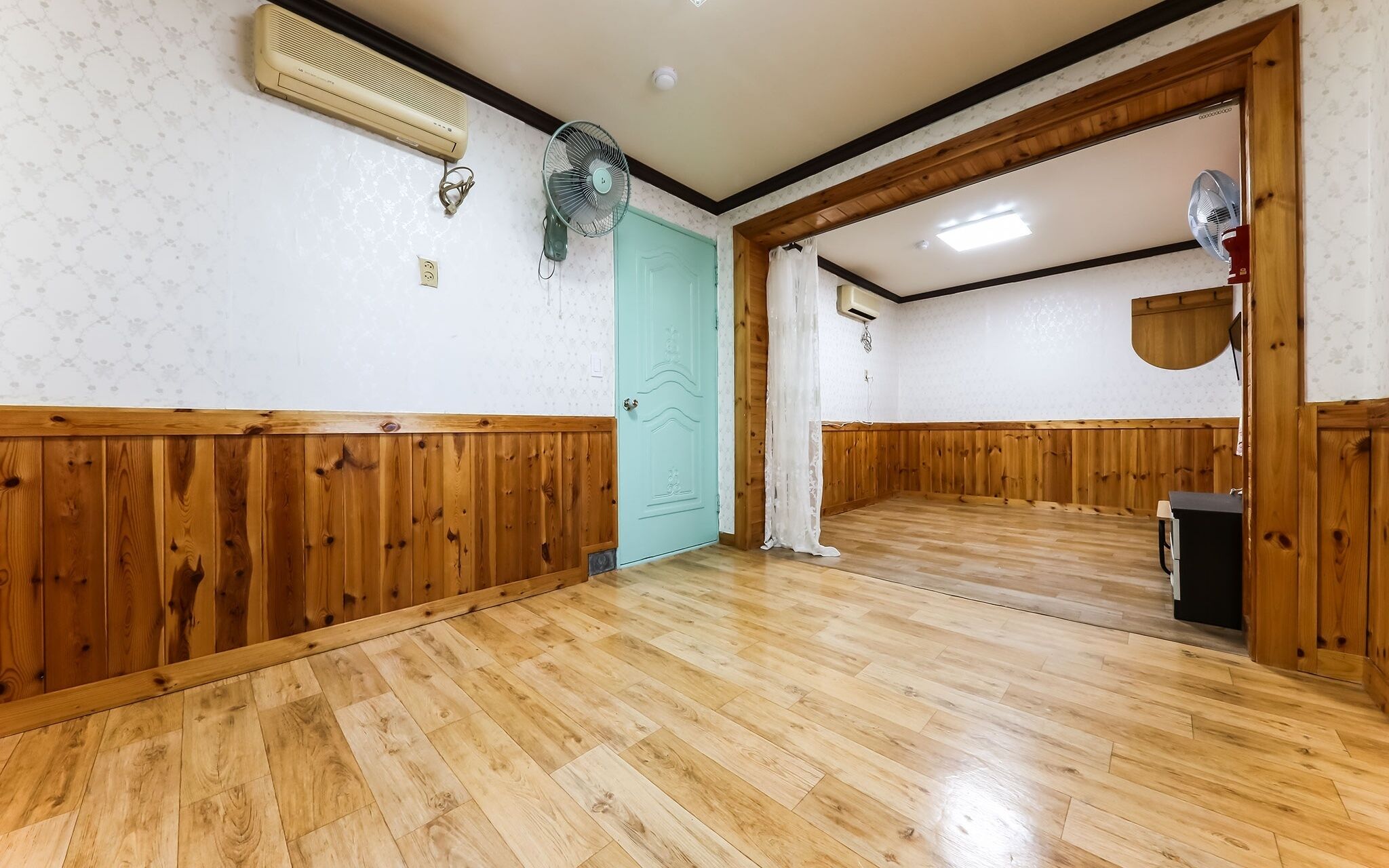 Boryeong Hayan Motel