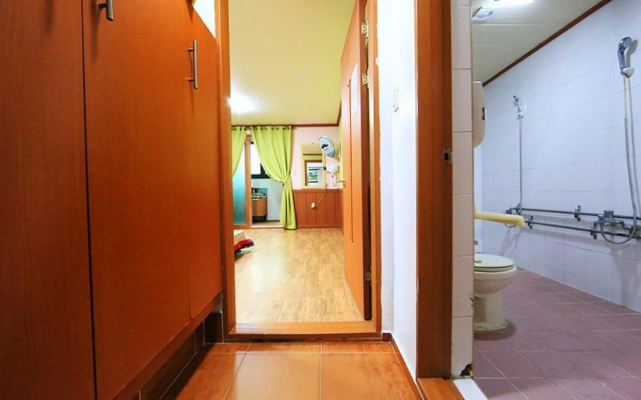Boryeong Hinhip Pension