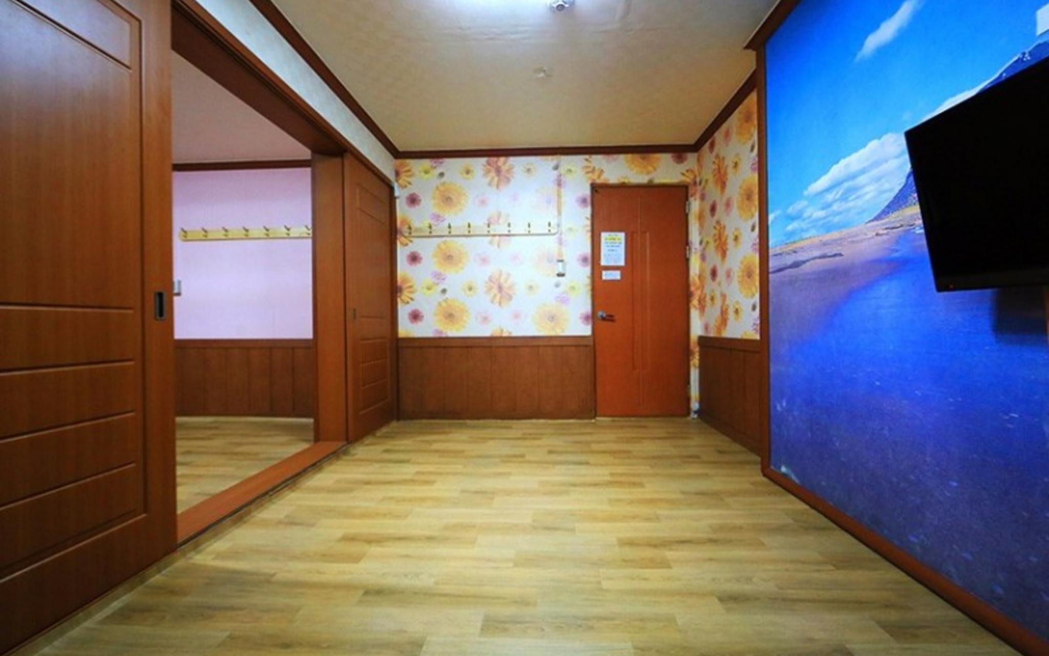 Boryeong Hinhip Pension