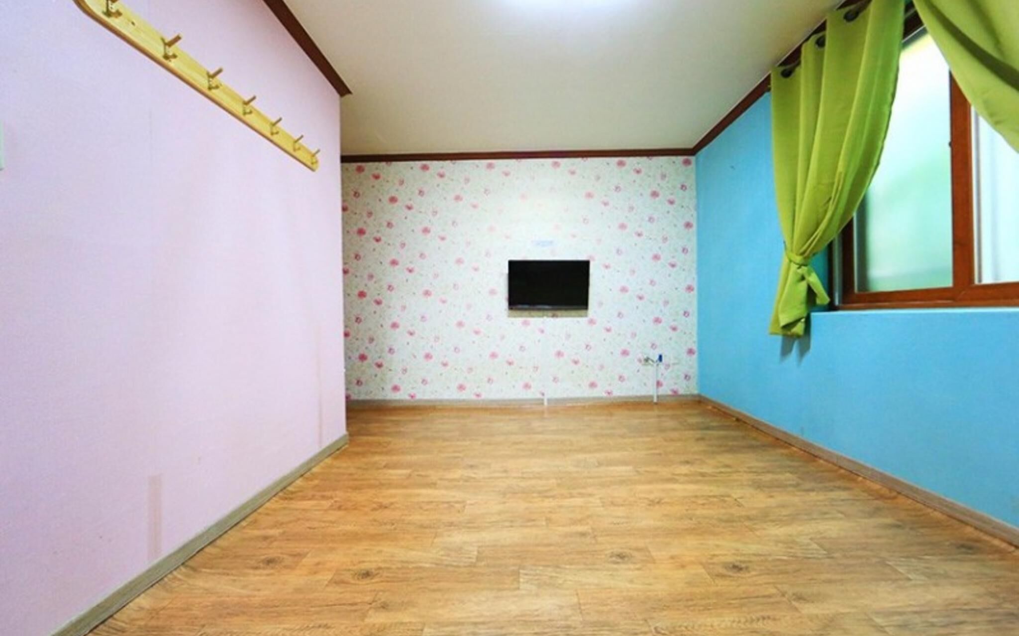Boryeong Hinhip Pension