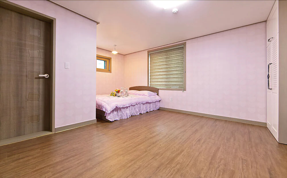 Boryeong Laon Pension