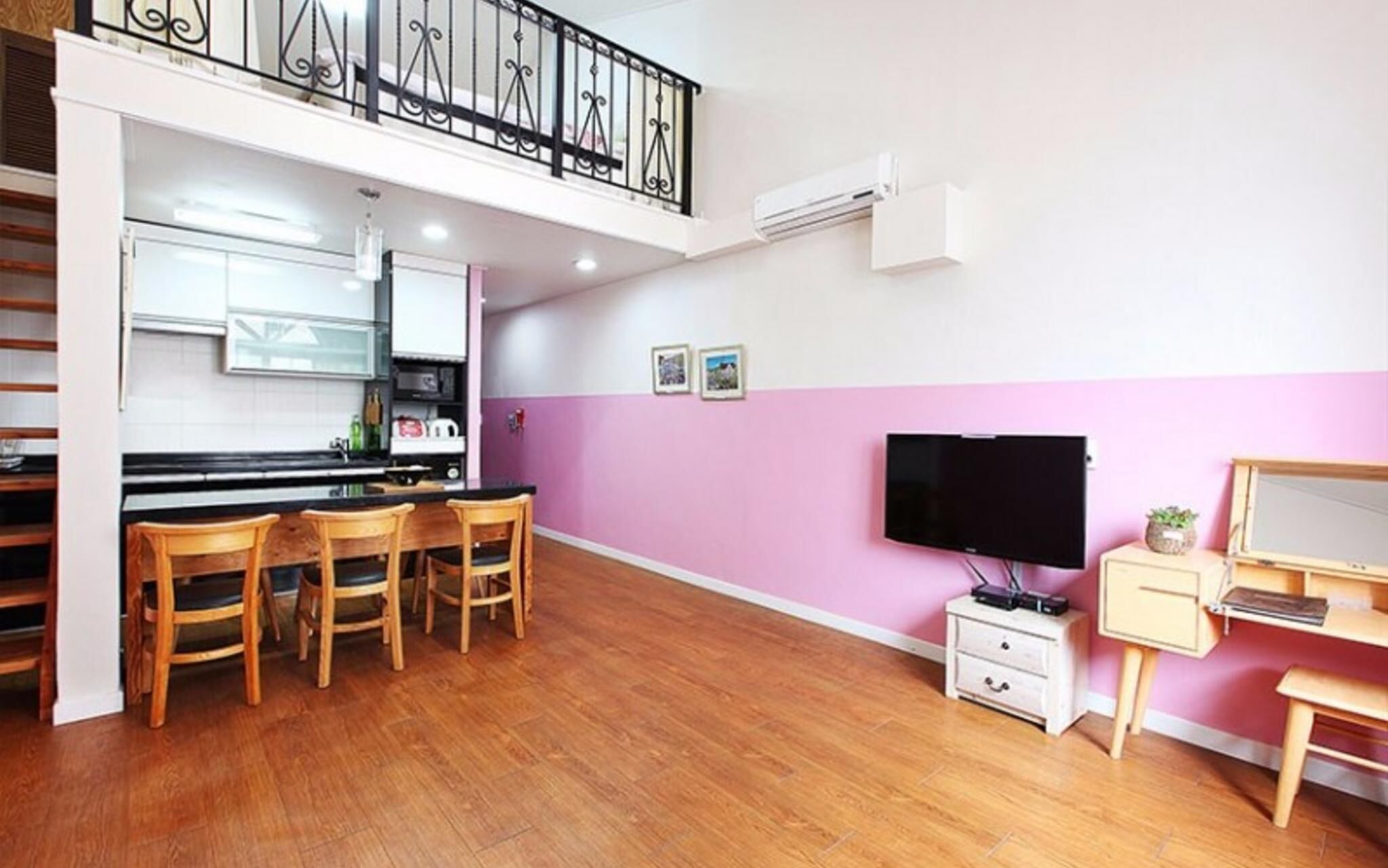 Daecheon Swiss Chalet Spa Pension