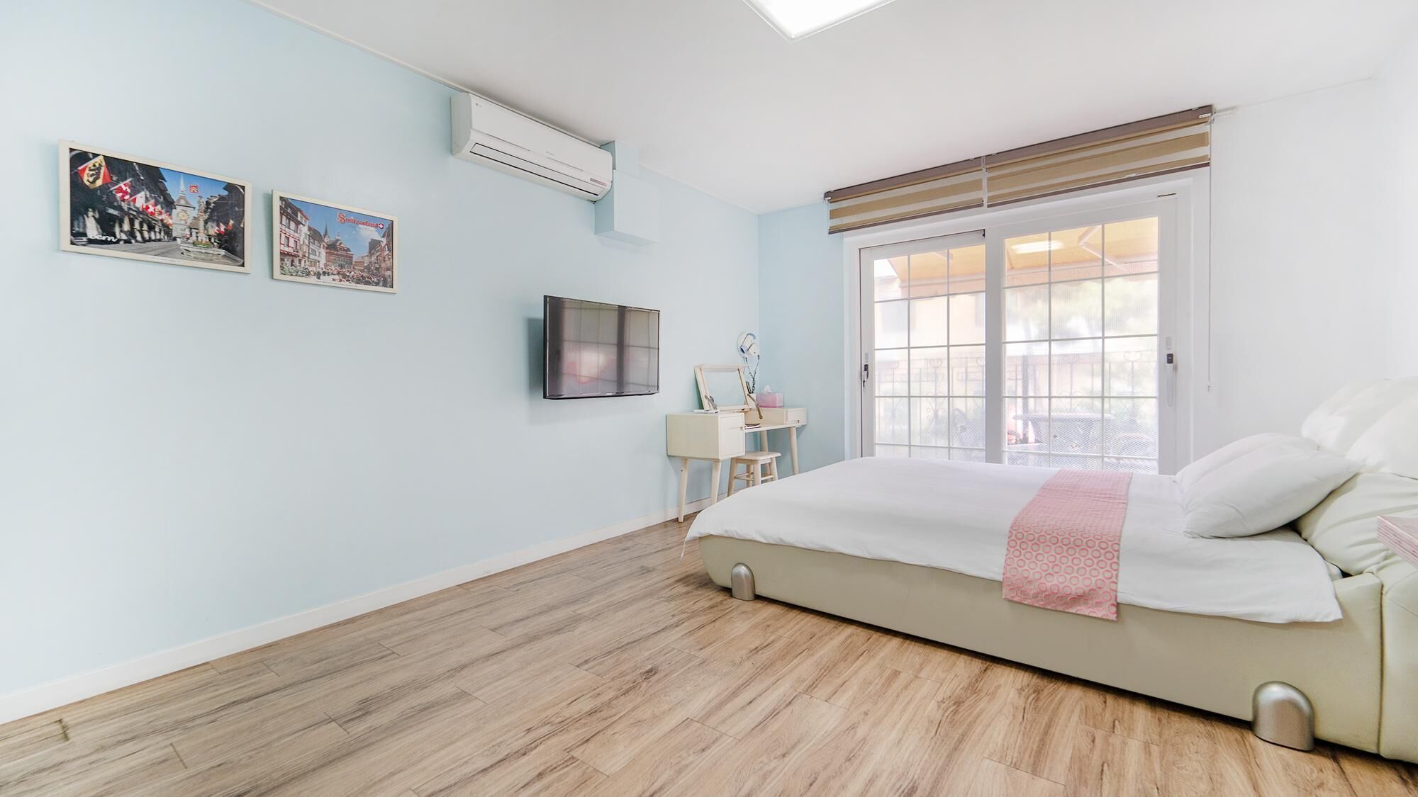 Daecheon Swiss Chalet Spa Pension