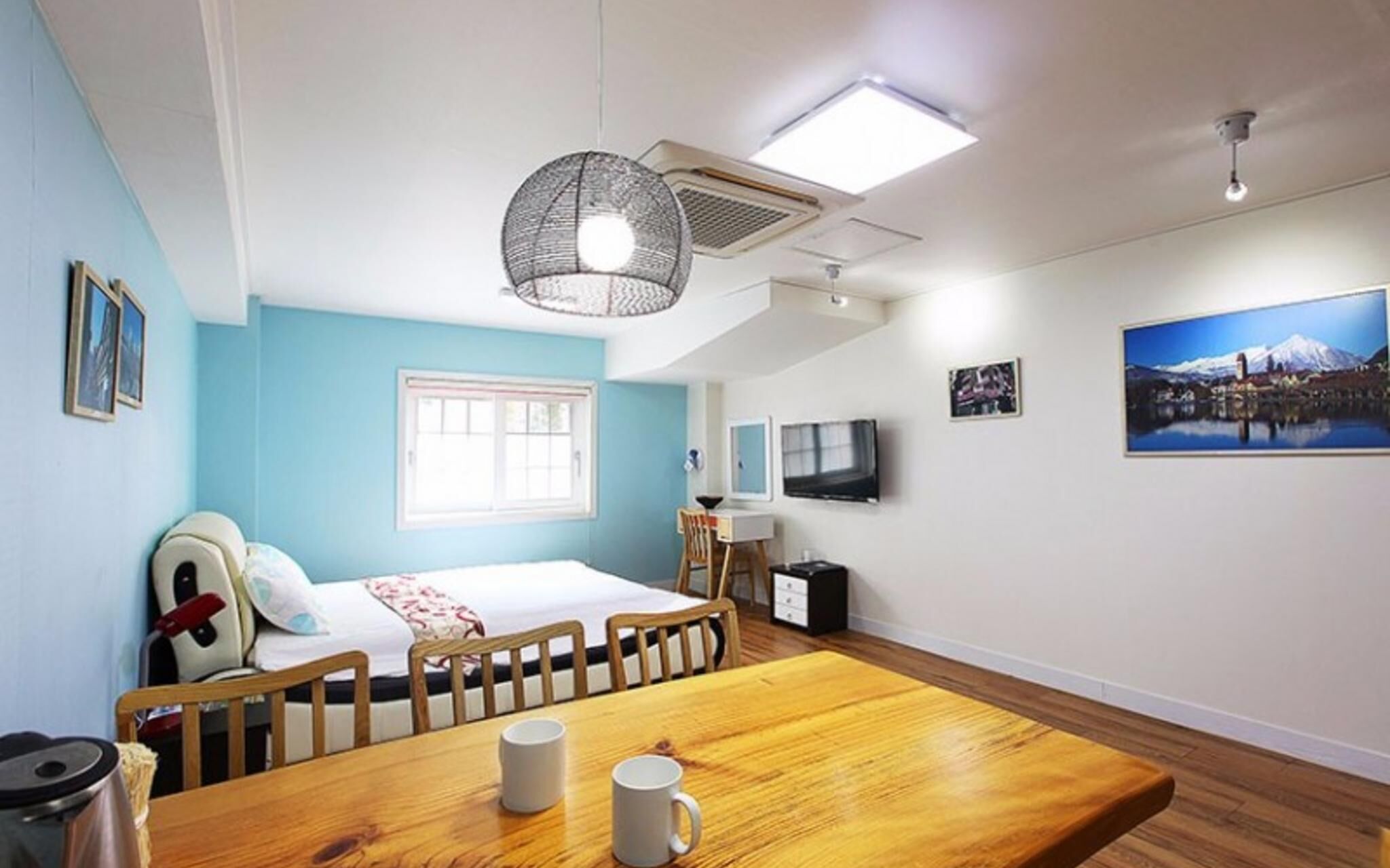 Daecheon Swiss Chalet Spa Pension