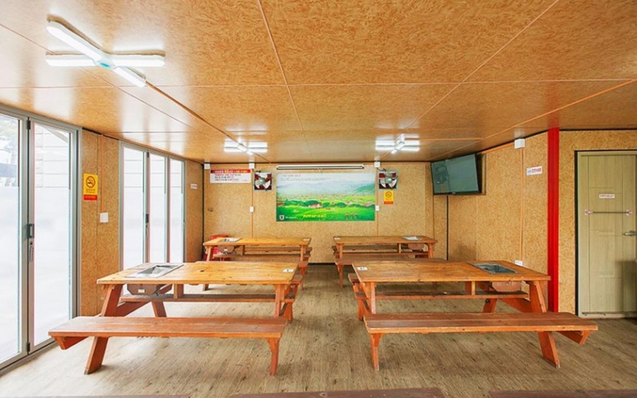 Daecheon Swiss Chalet Spa Pension
