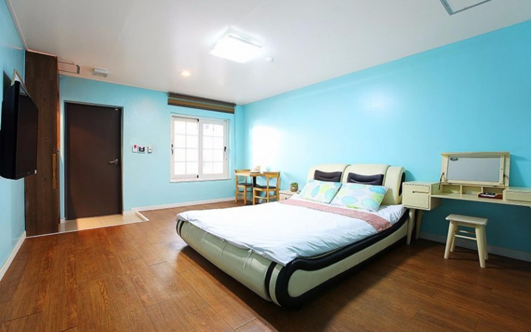 Daecheon Swiss Chalet Spa Pension