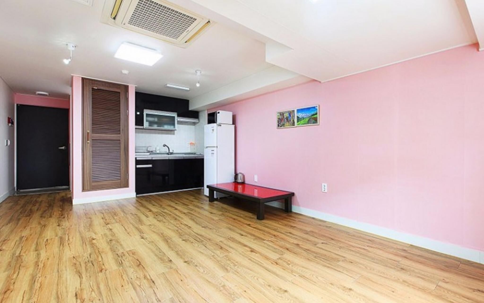 Daecheon Swiss Chalet Spa Pension