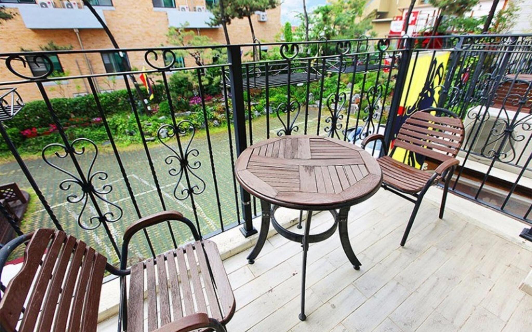 Daecheon Swiss Chalet Spa Pension