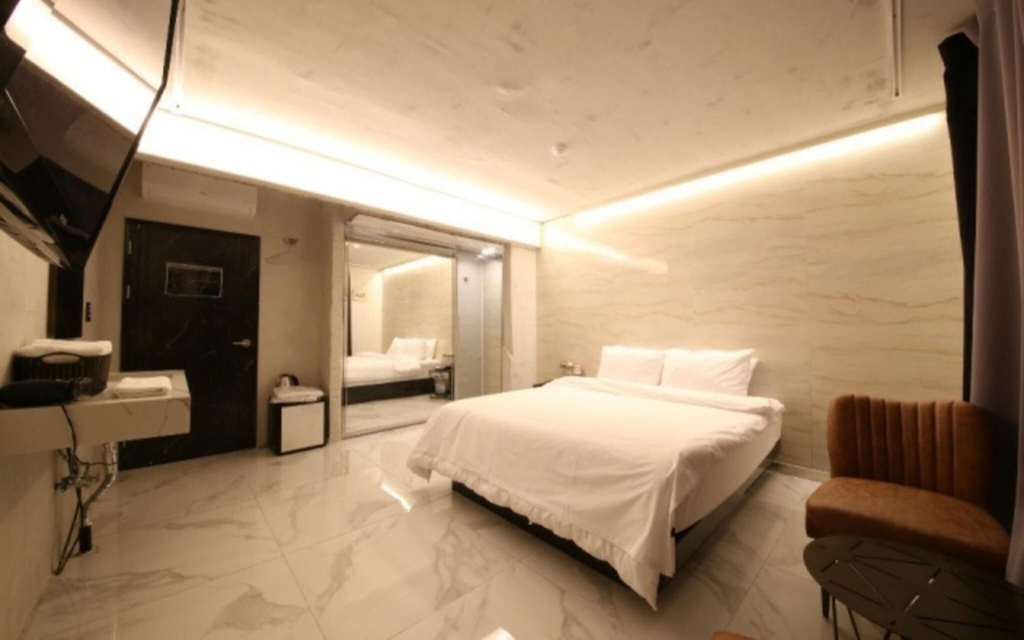 Incheon Seoknamdong Del Luna Hotel