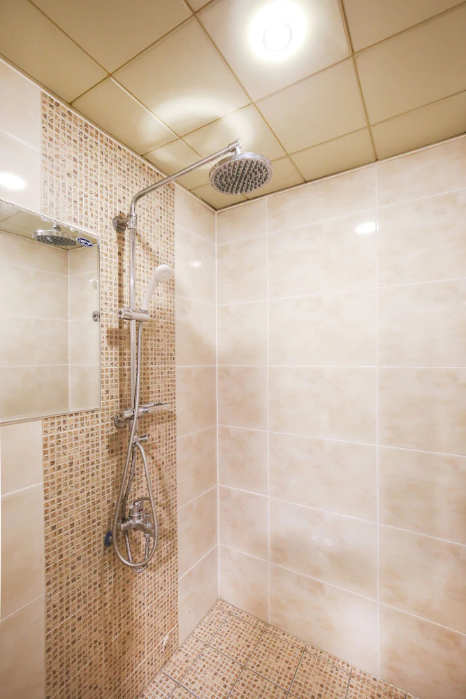 Themepark Tourist Hotel