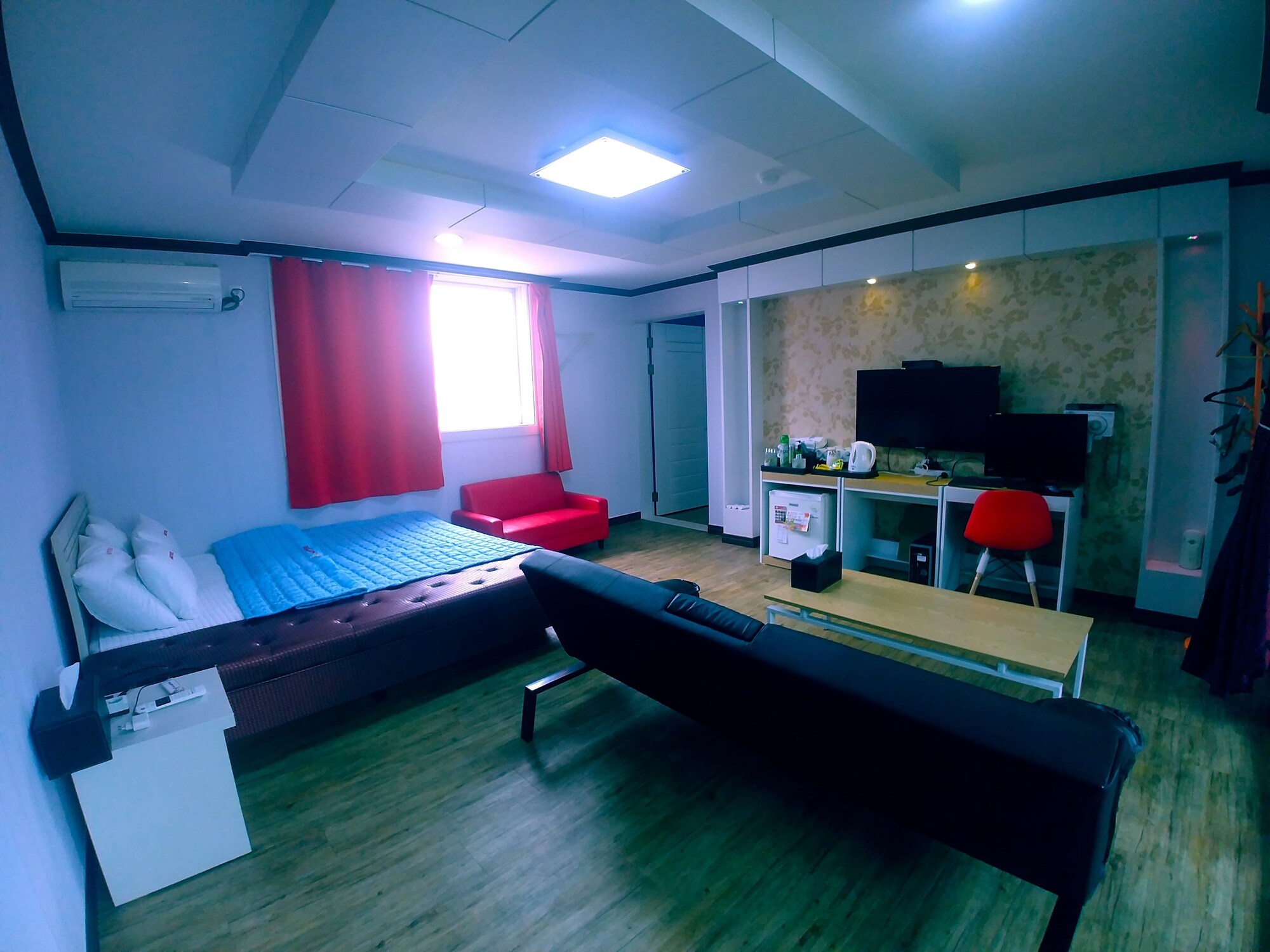 9st Traveltel