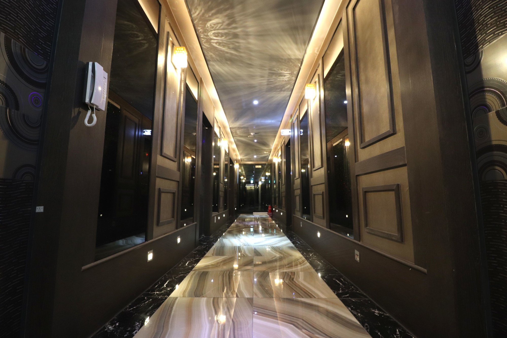 Airport Hotel