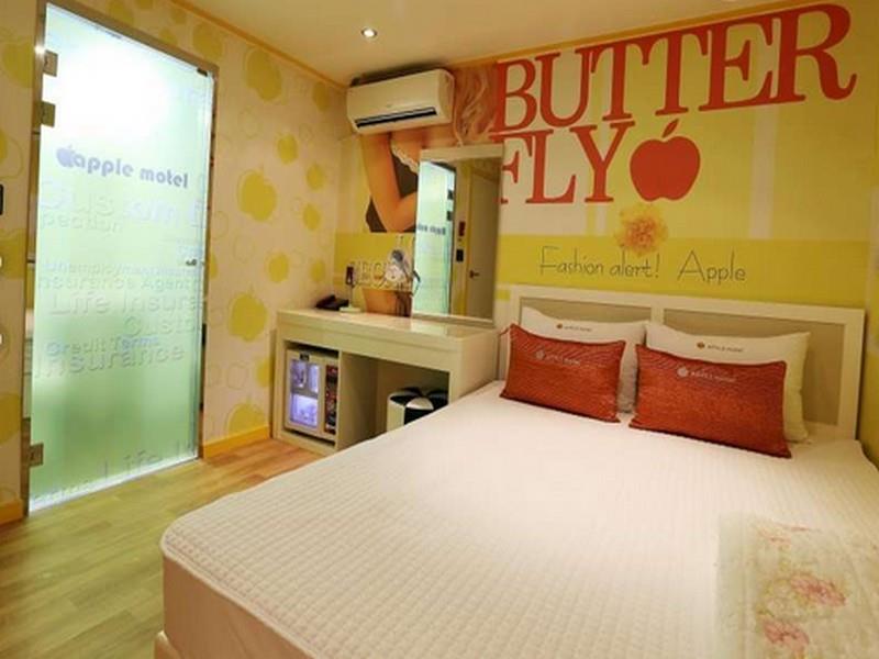 Apple Motel