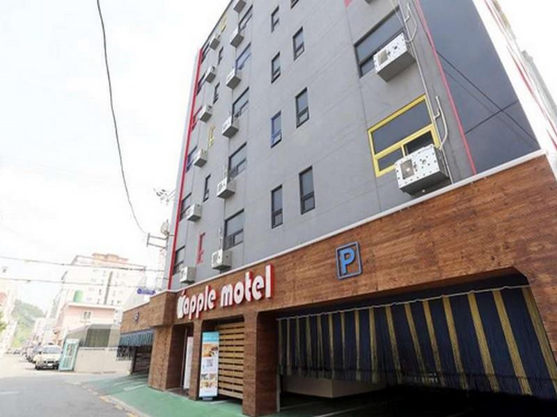 Apple Motel