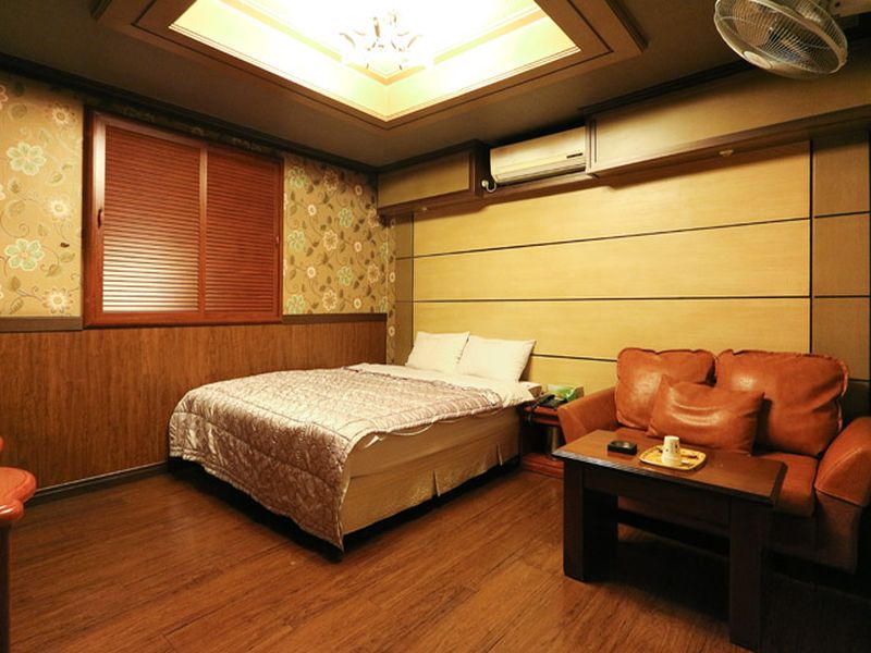 Asahi Motel