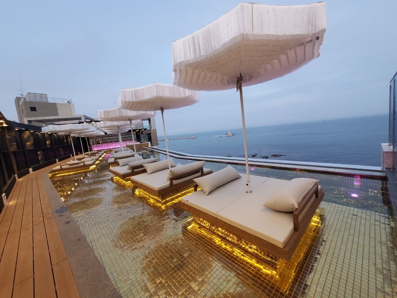 Best Louis Hamilton Hotel Ocean Terrace