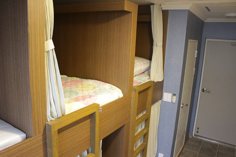 Bexco Hostel B&B