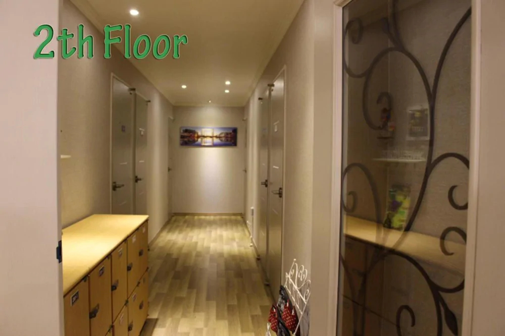 Bexco Hostel B&B