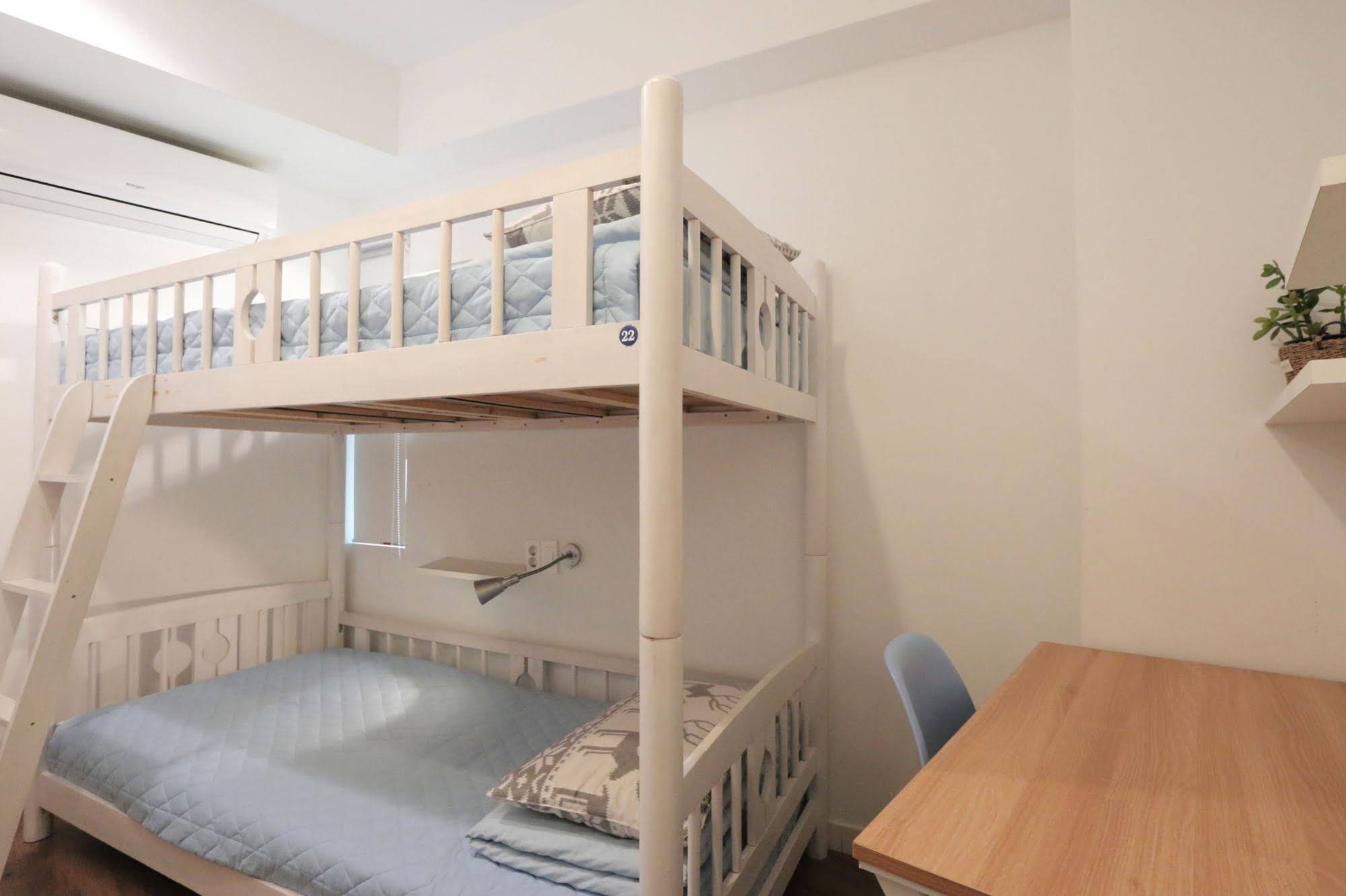 Blue Boat Hostel Haeundae