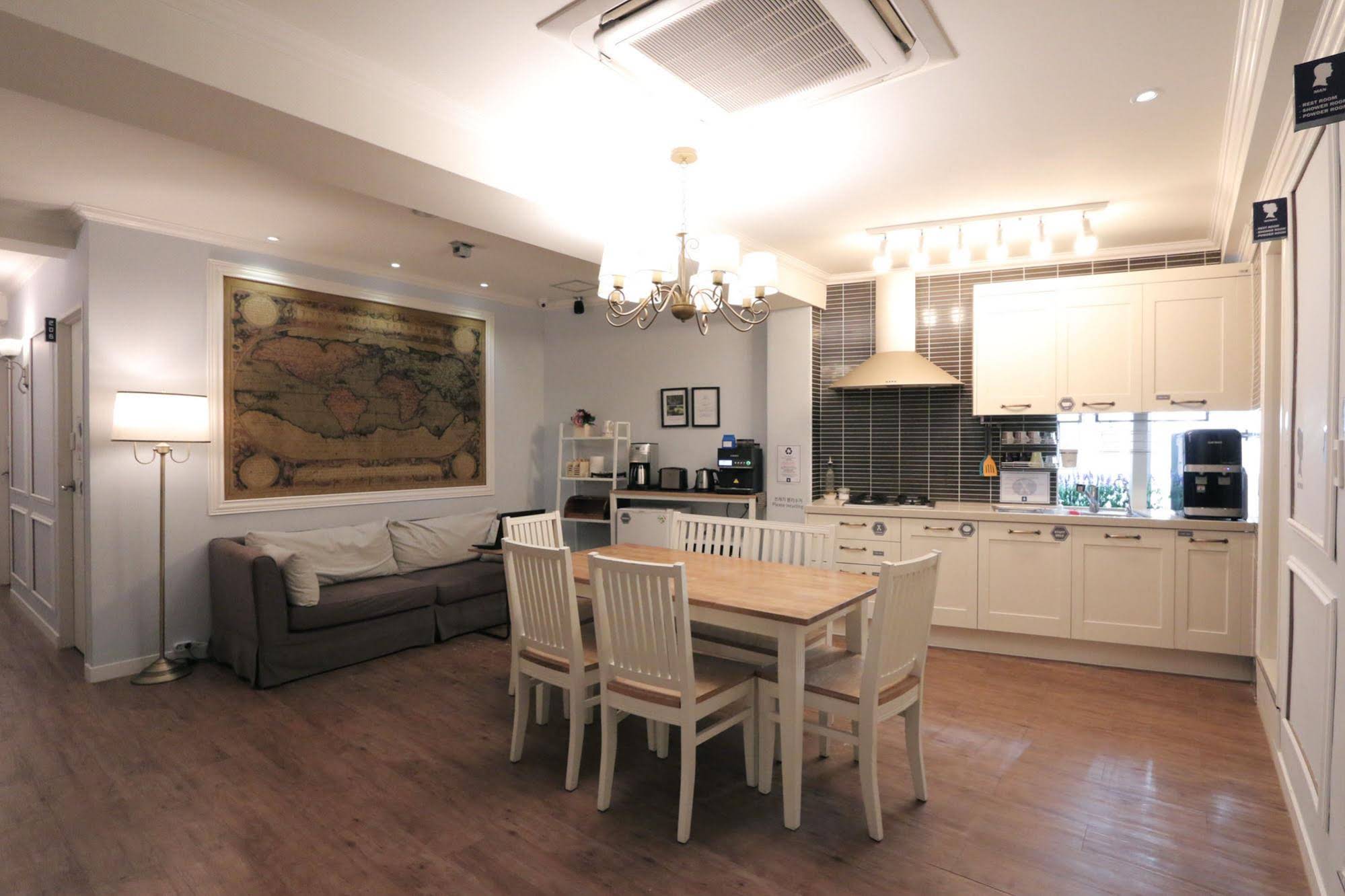 Blue Boat Hostel Haeundae