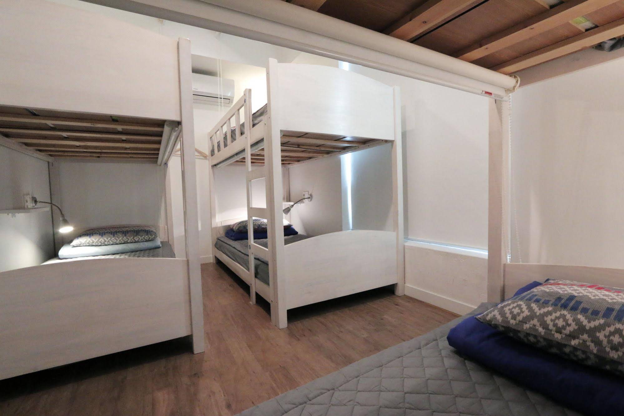 Blue Boat Hostel Haeundae