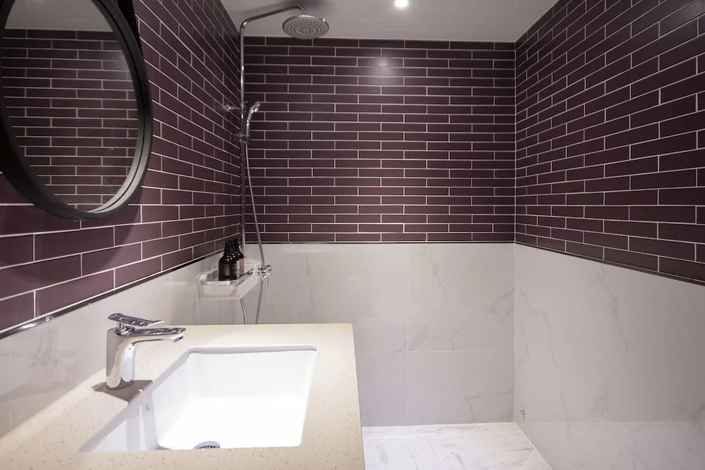 Brown Dot Hotel Centum