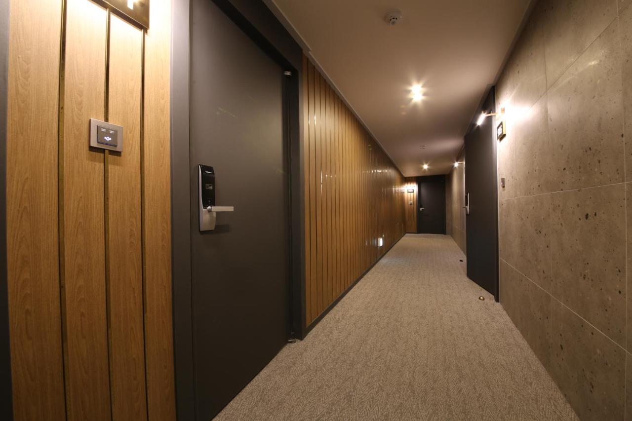 Brown Dot Hotel Minam