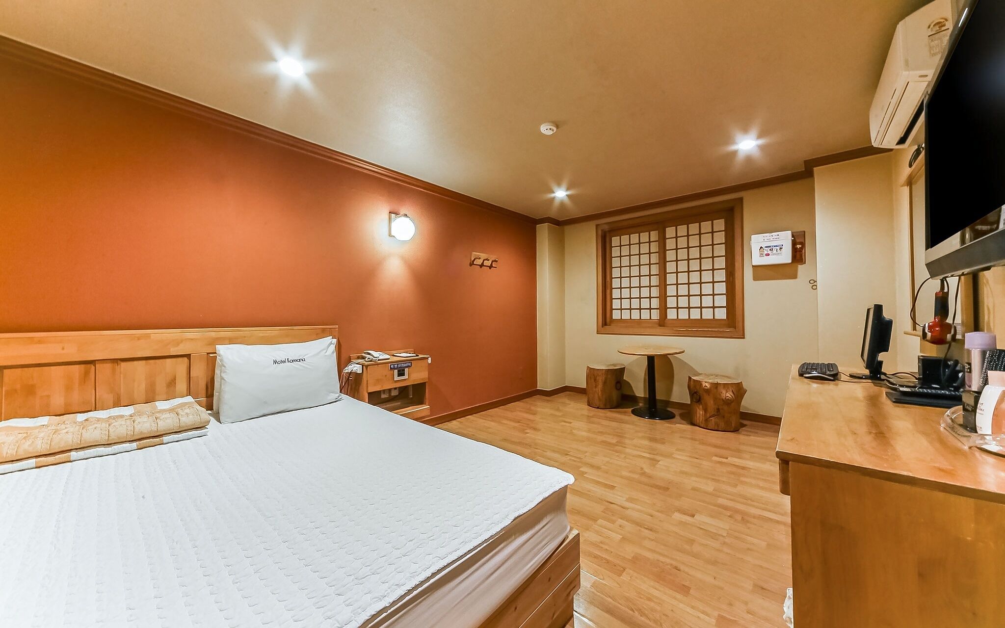 Busan Choeup Koreana