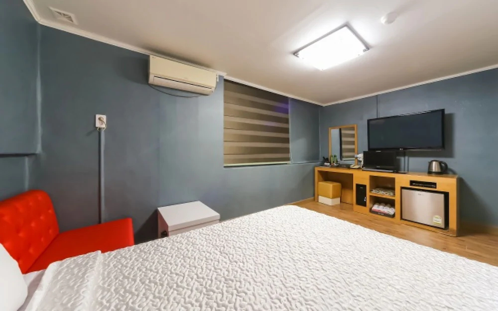 Busan Daeyeon-dong Ribe