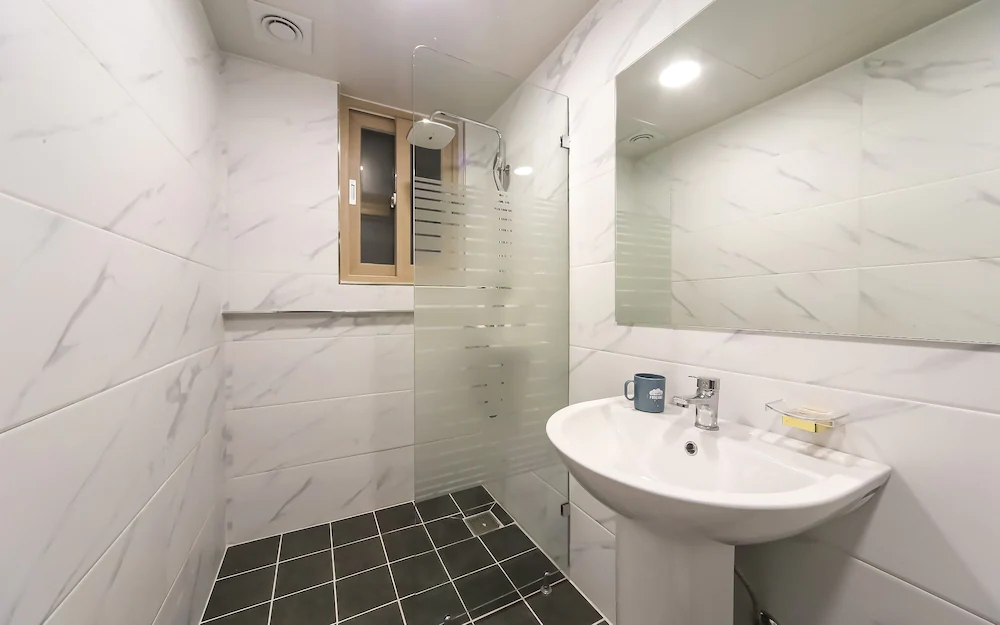 Busan Daeyeon-dong Ribe