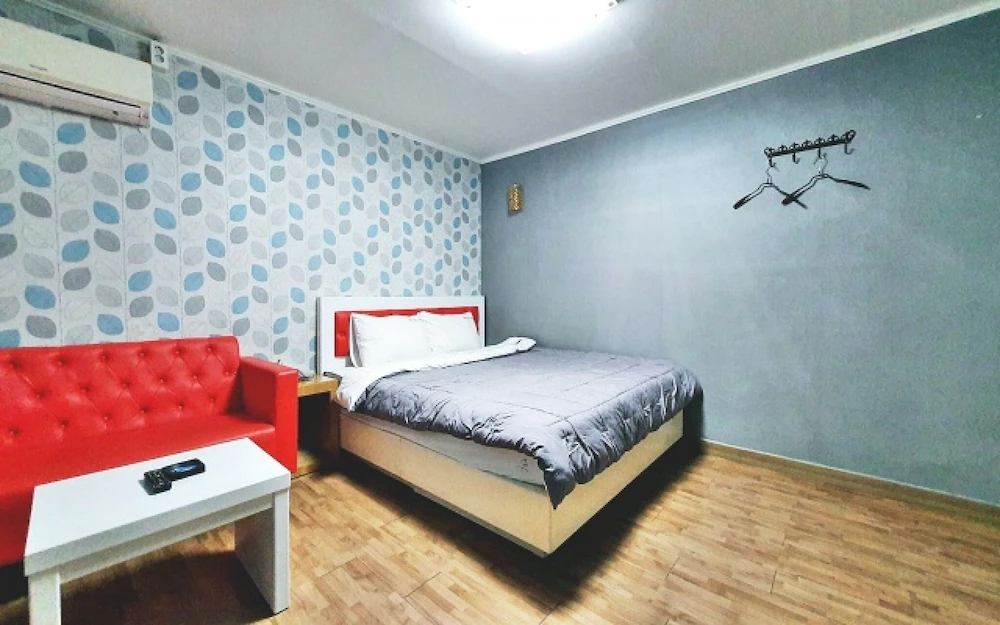 Busan Daeyeon-dong Ribe