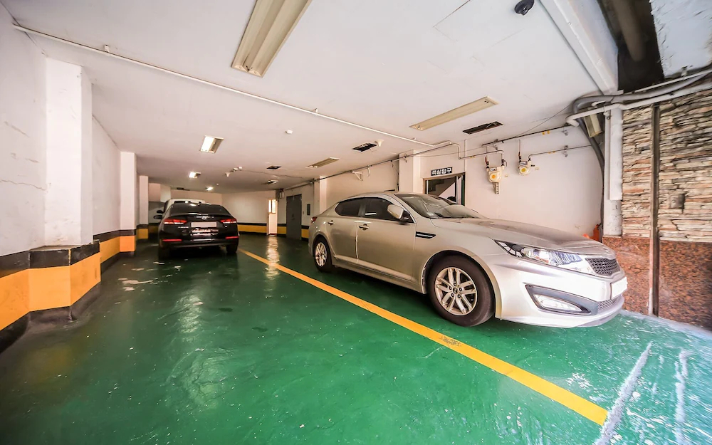 Busan Daeyeon-dong Ribe