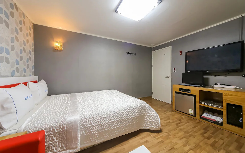 Busan Daeyeon-dong Ribe