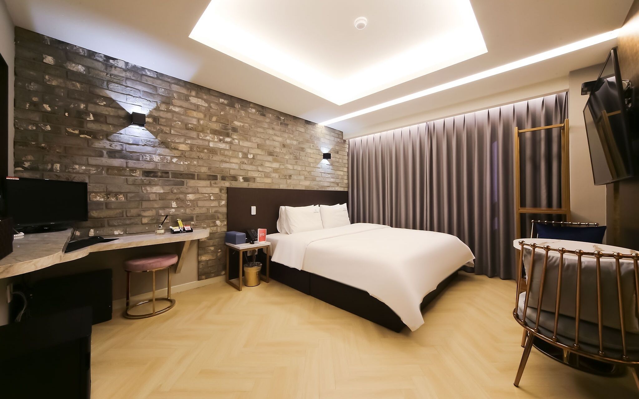 Busan Hadan E Palace Hotel