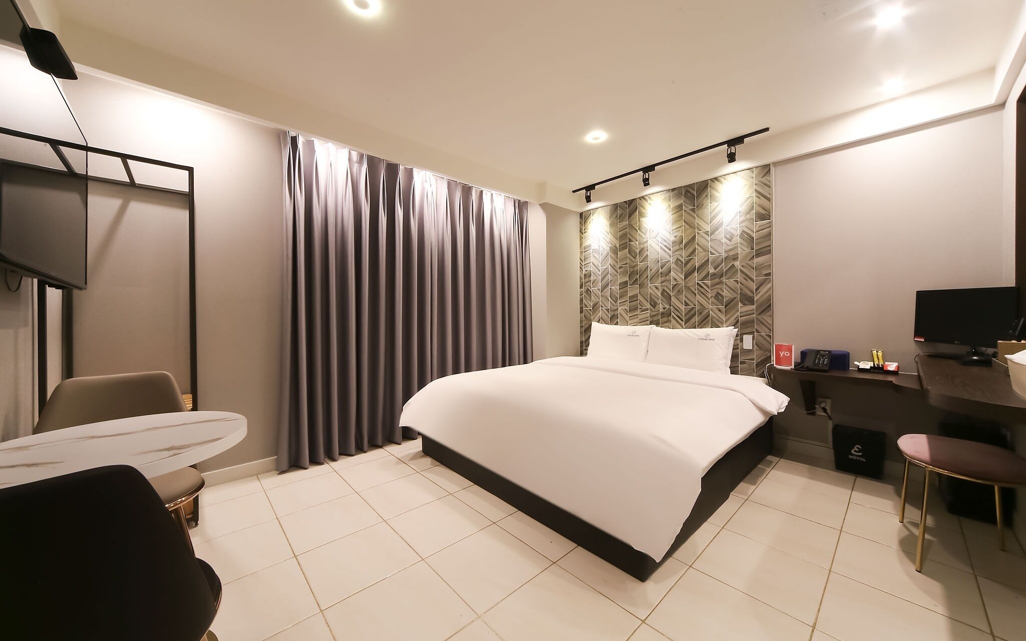 Busan Hadan E Palace Hotel