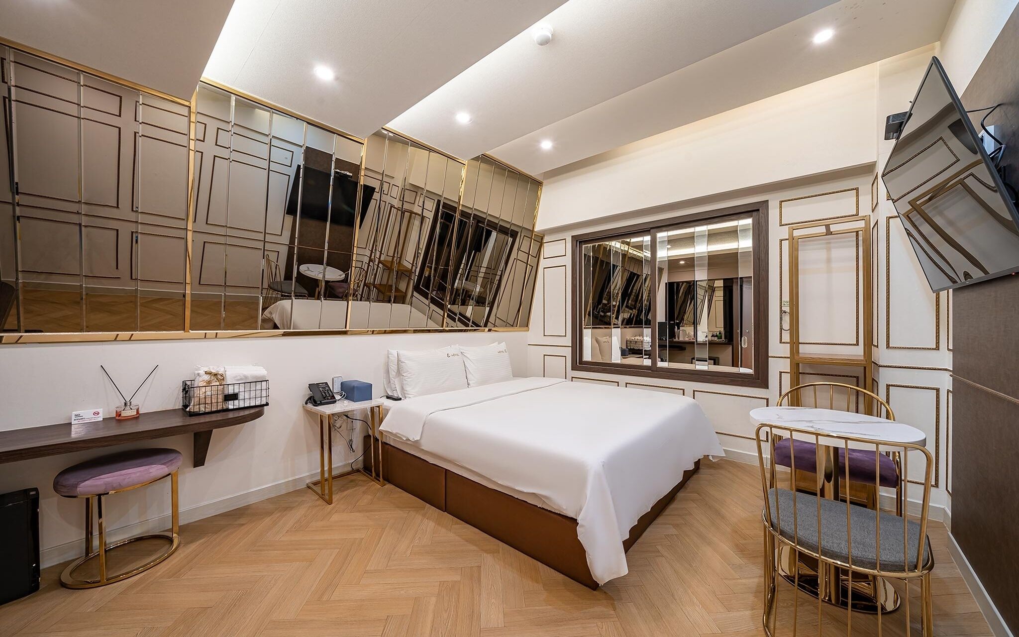 Busan Hadan E Palace Hotel