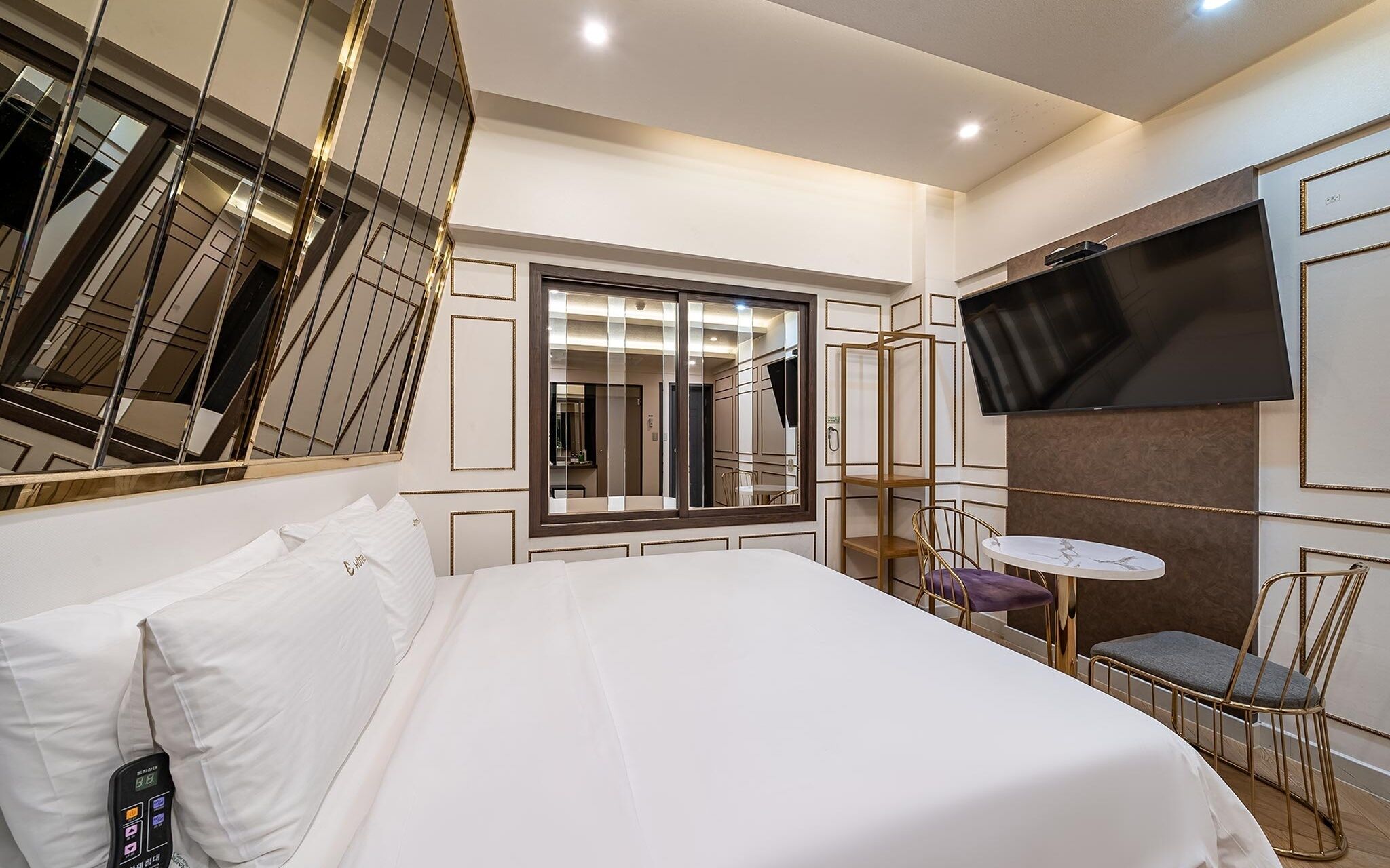 Busan Hadan E Palace Hotel