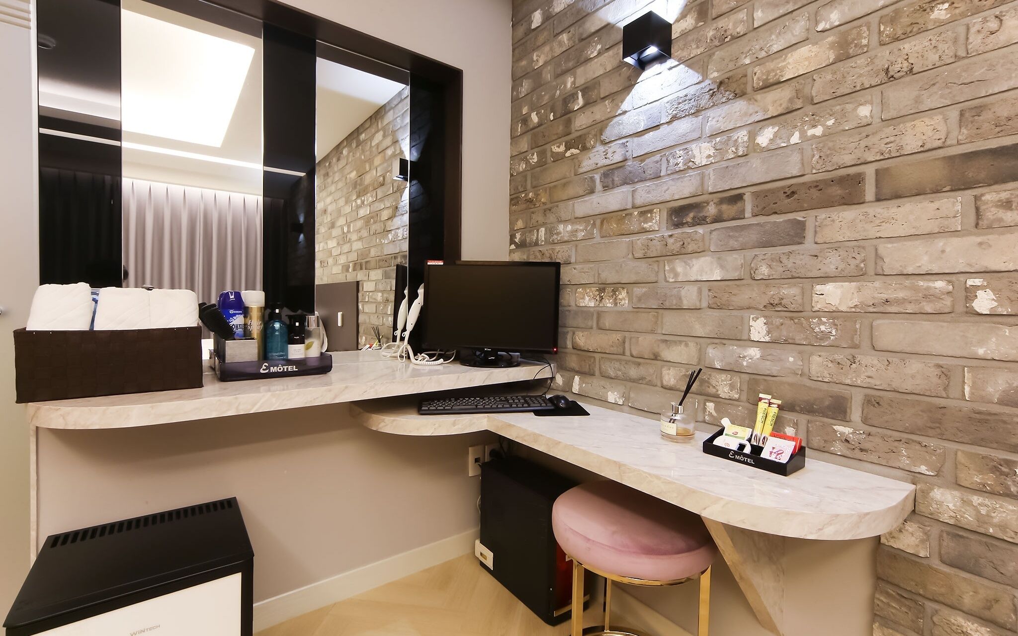 Busan Hadan E Palace Hotel