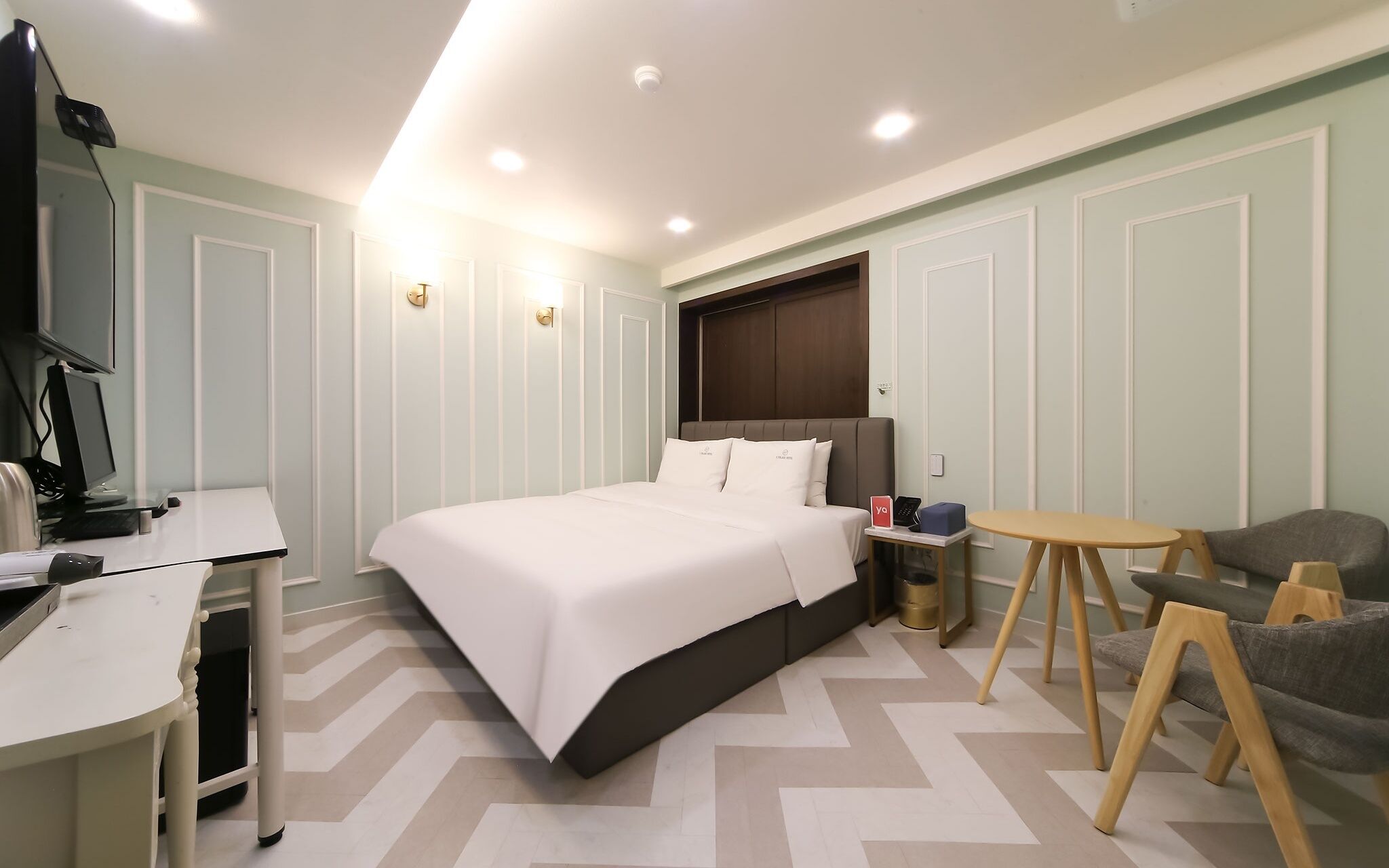 Busan Hadan E Palace Hotel