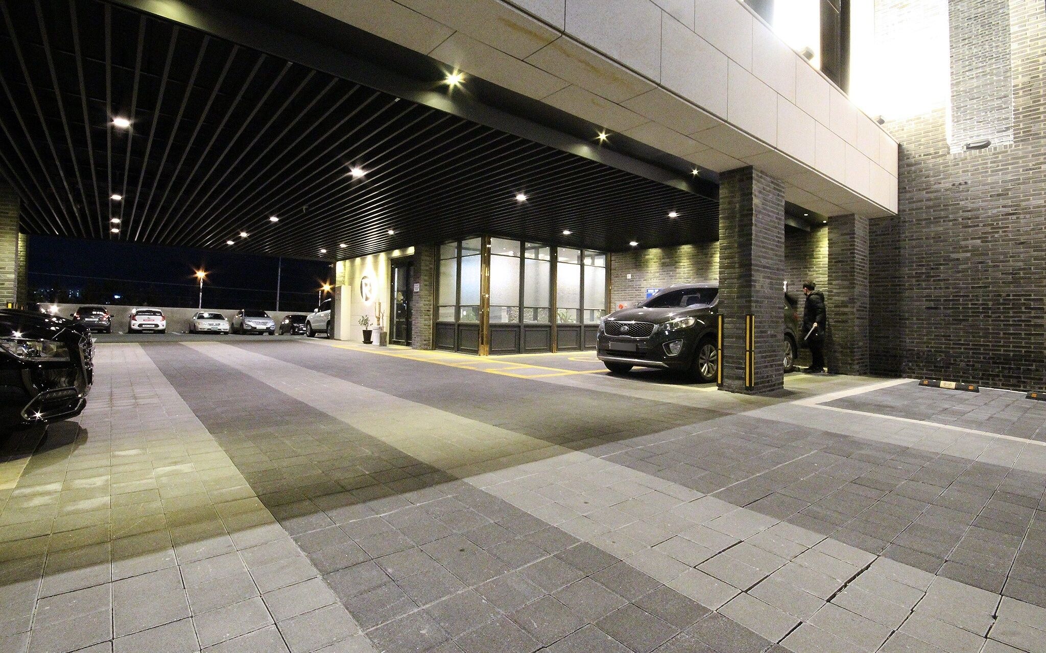 Busan Jeonggwan Raum Hotel