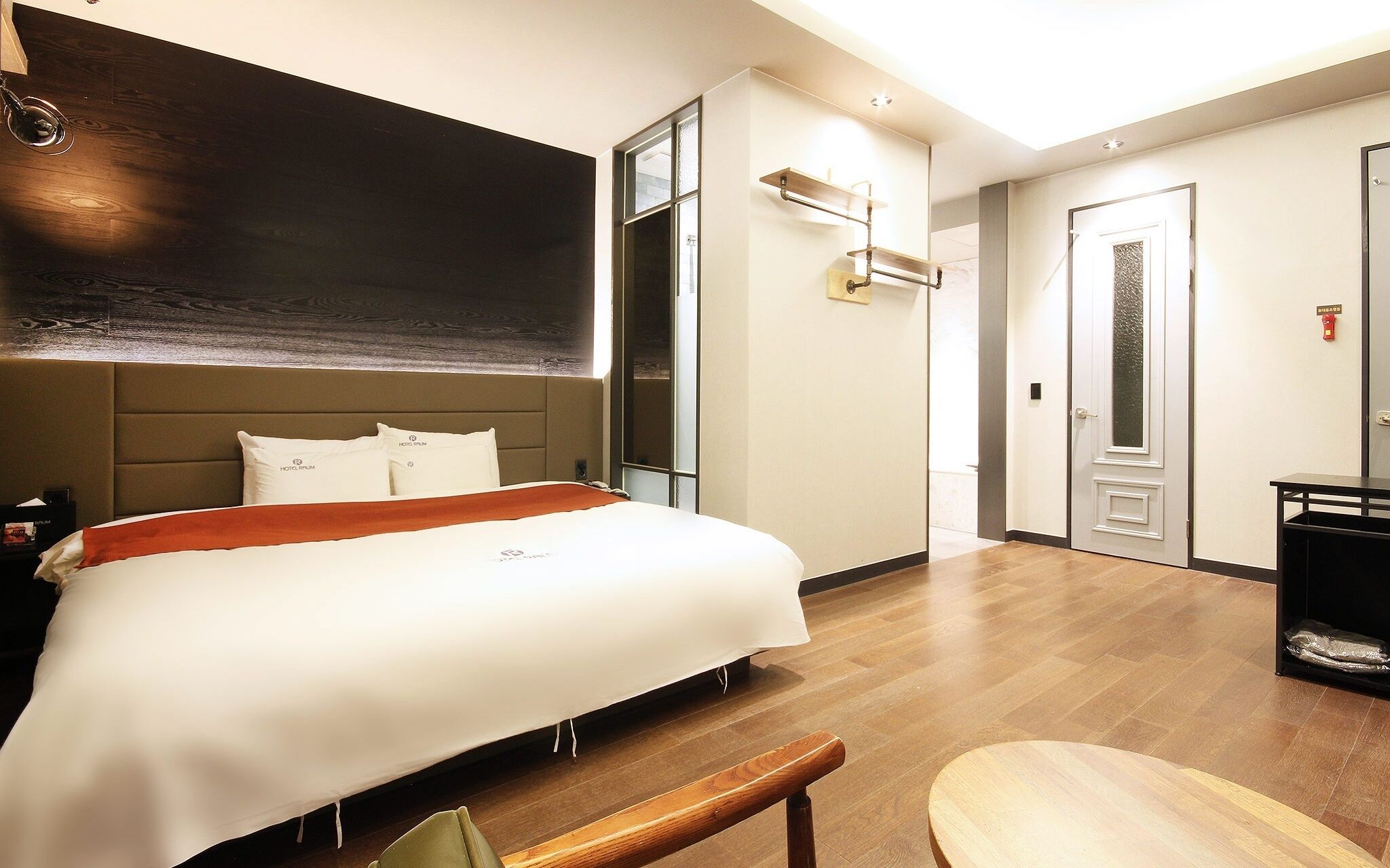 Busan Jeonggwan Raum Hotel