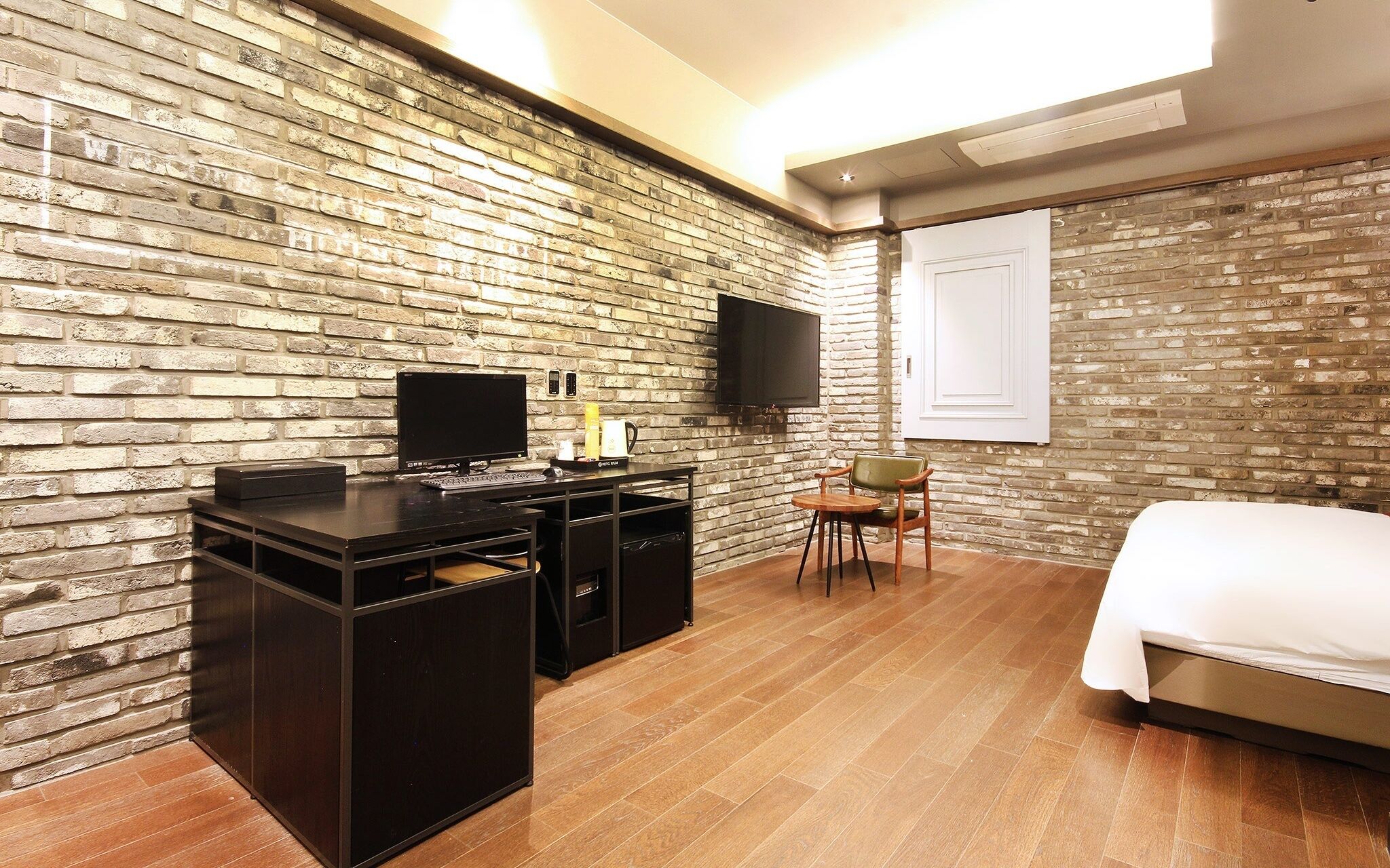 Busan Jeonggwan Raum Hotel