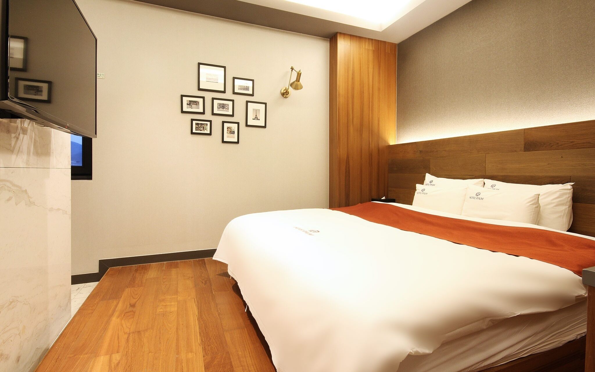Busan Jeonggwan Raum Hotel