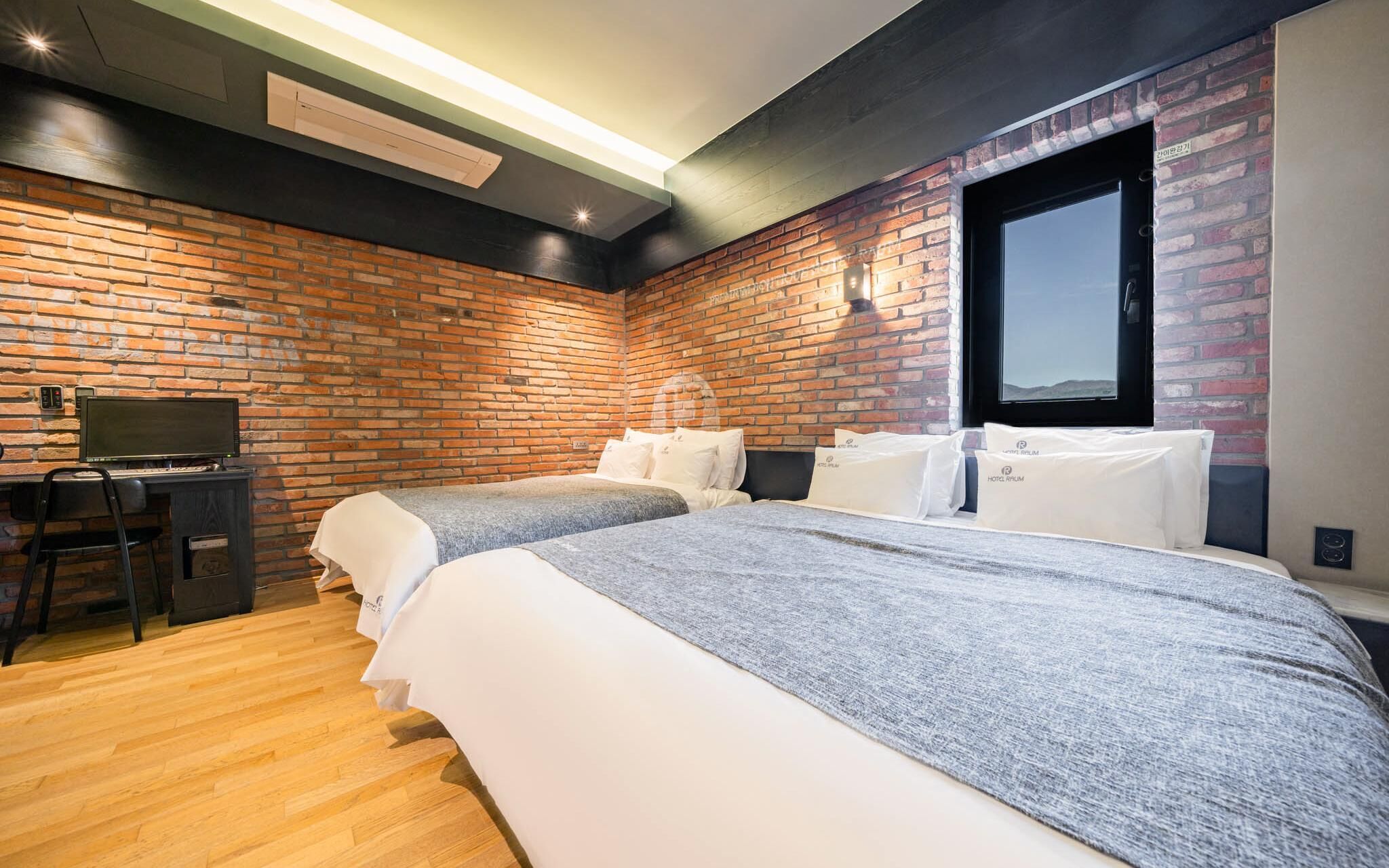 Busan Jeonggwan Raum Hotel